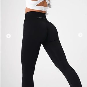 NVGTN Solid Seamless Leggings
